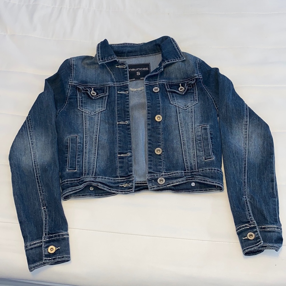 Maurices denim jacket size small